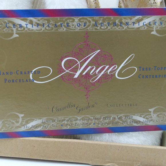 HAND CRAFTED BRASS KEY 16" PORCELAIN ANGEL TREETOPPER NEVER REMOVED FROM BOX - Picture 10 of 16